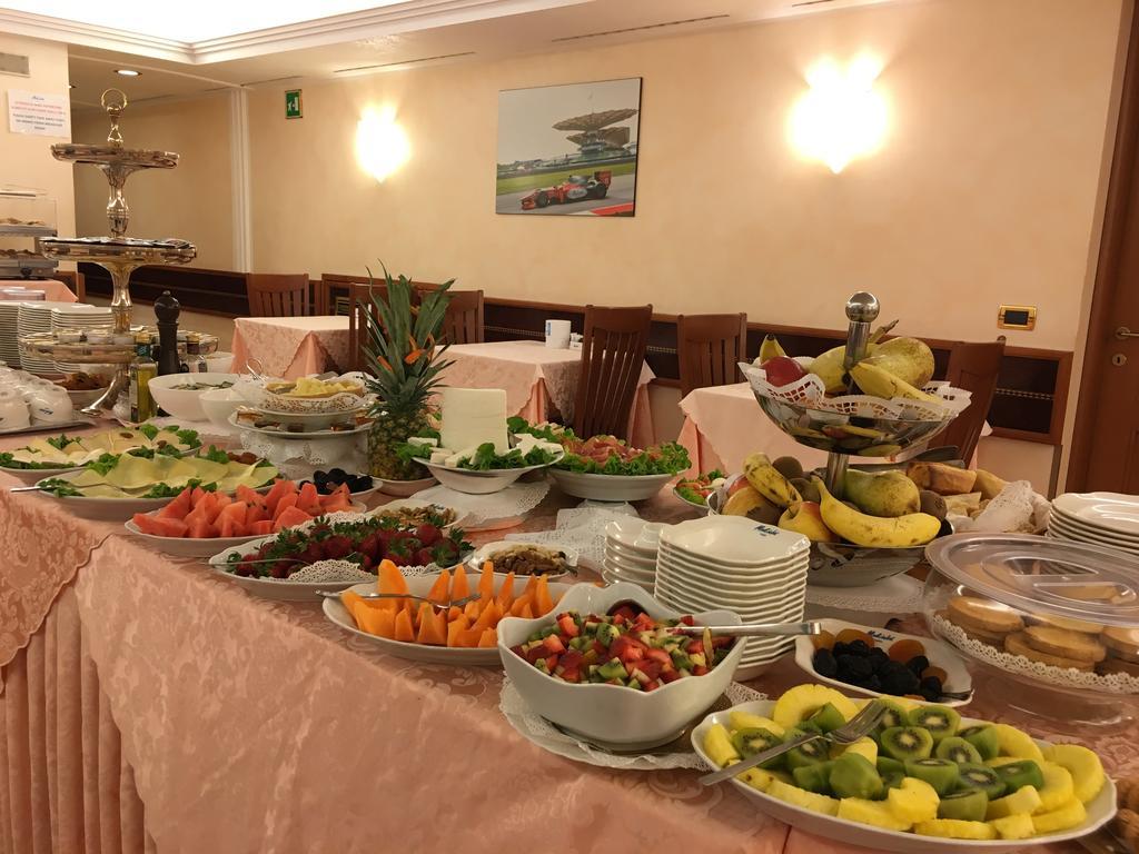 מילאנו Mokinba Hotels Montebianco מראה חיצוני תמונה